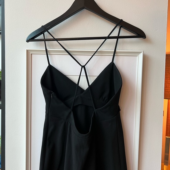 Zara asymmetric LBD - Picture 3 of 3